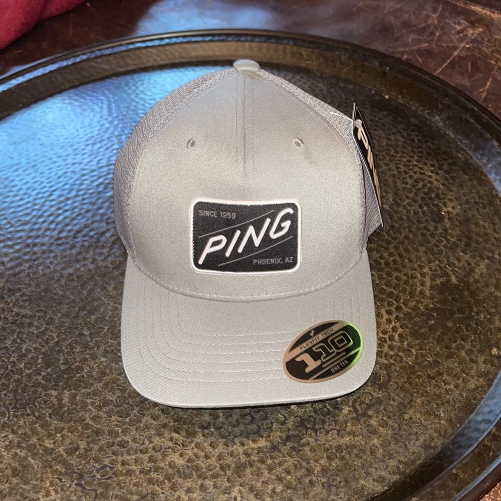 Ping One Putt Cap. NWT